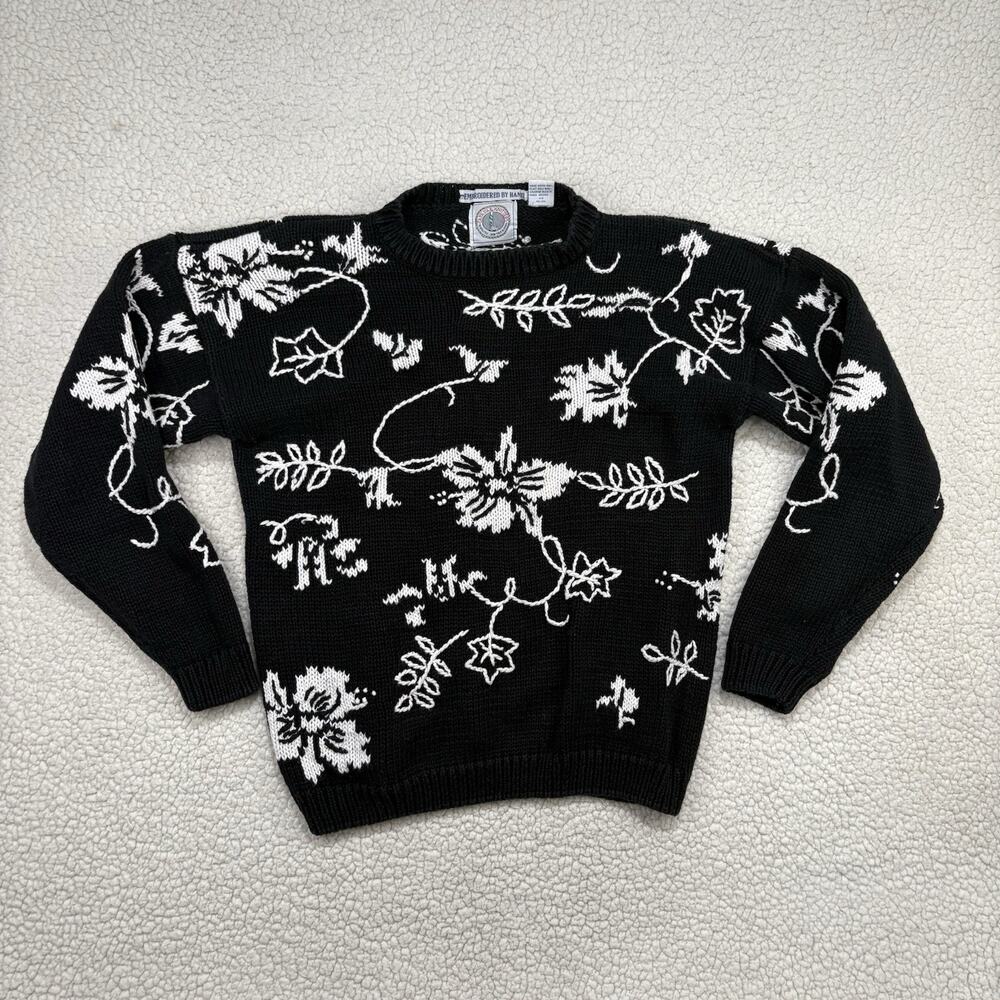 Cape Isle Knitters Hand Knit Women's M Sweater Black White Floral Embroidered‎